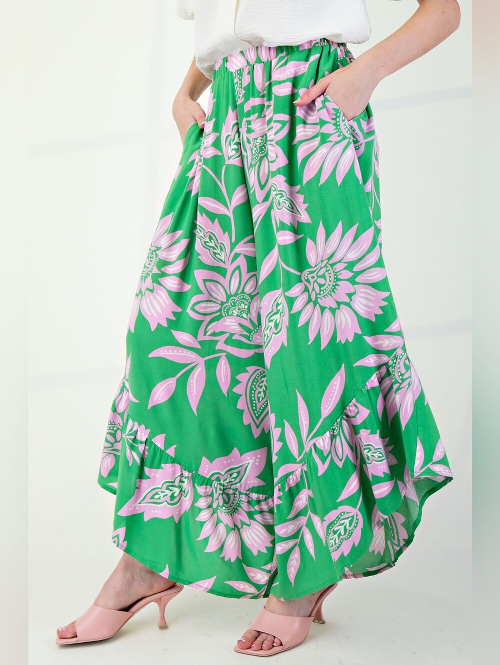 NWT EASEL Printed Rayon CHALLIS Ruffle Pants S/M/L
